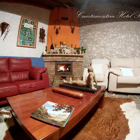 Hotel Rural Cuartamenteru 푸 데 야네스 외부 사진