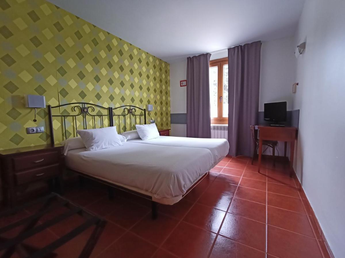 Hotel Rural Cuartamenteru 푸 데 야네스 외부 사진